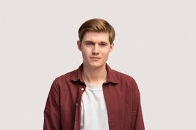 Sebastian F.